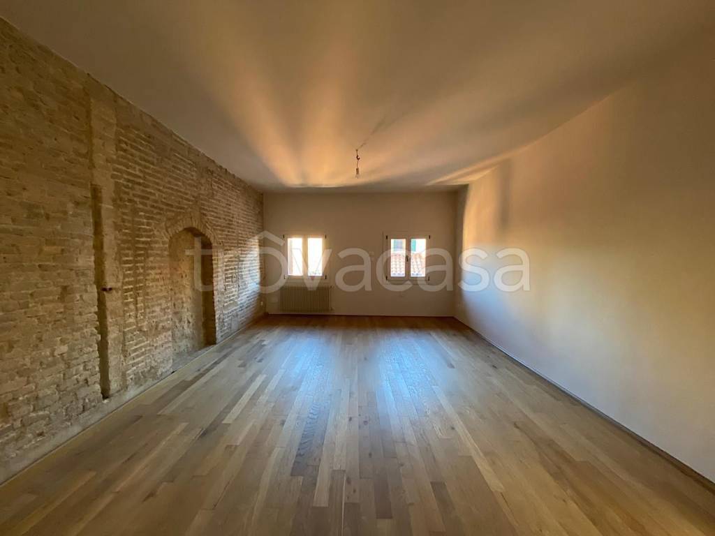 appartamento in vendita a Treviso in zona Centro Storico