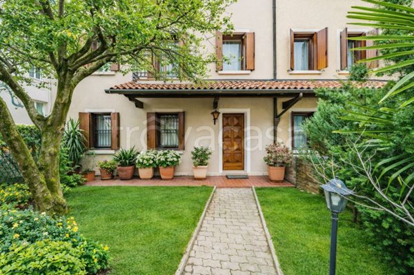 casa indipendente in vendita a Treviso