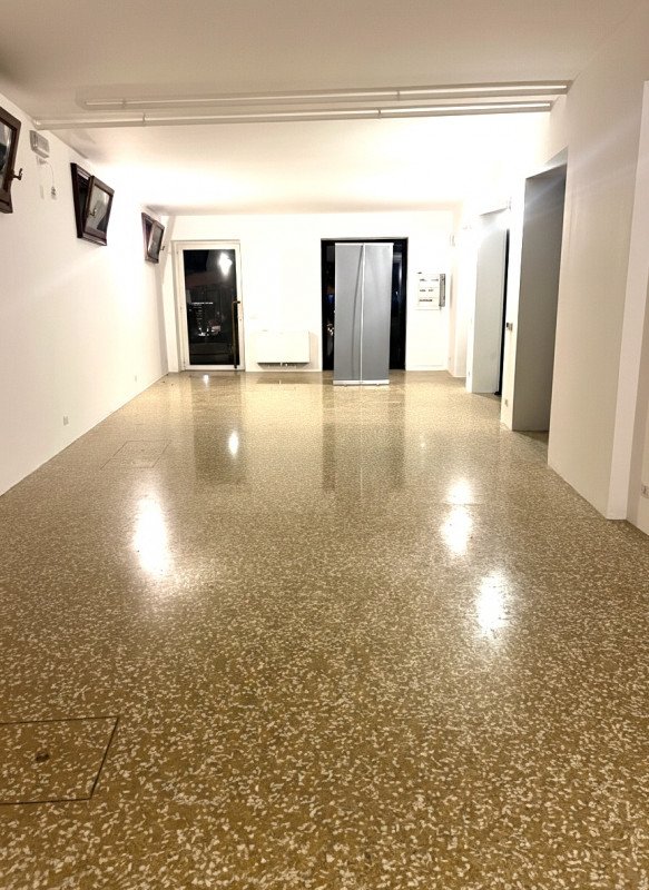 negozio in vendita a Treviso in zona Centro Storico