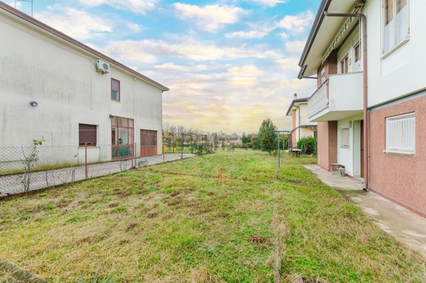 casa indipendente in vendita a Treviso in zona Santa Bona