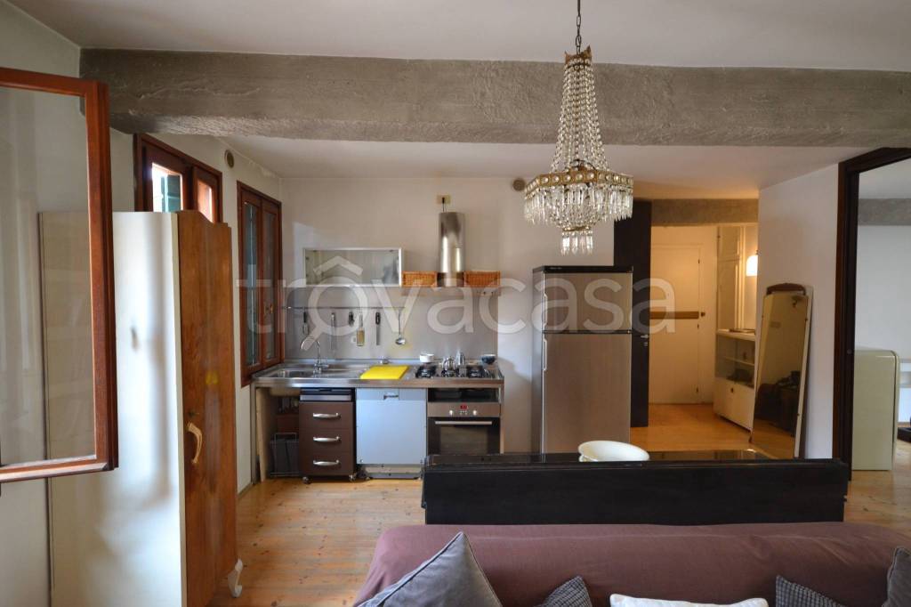 appartamento in vendita a Treviso in zona Centro Storico