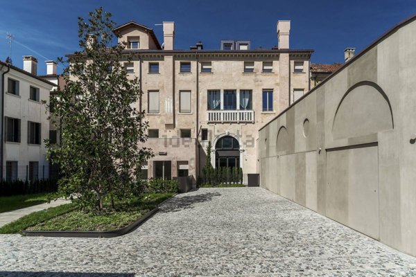 appartamento in vendita a Treviso in zona Centro Storico