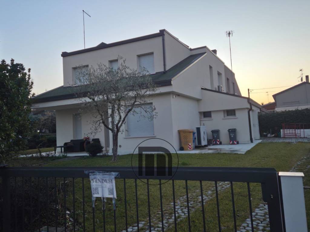 casa indipendente in vendita a Treviso in zona Canizzano