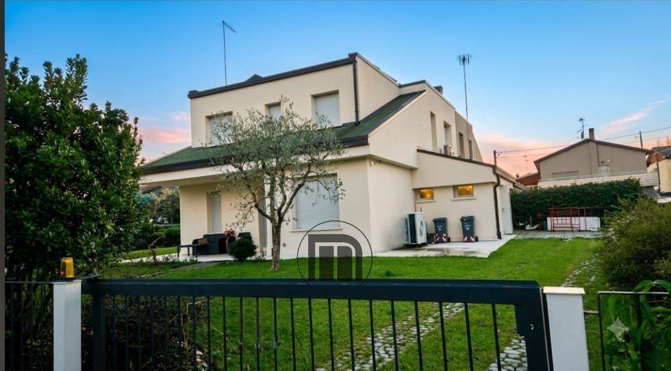 casa indipendente in vendita a Treviso in zona San Giuseppe