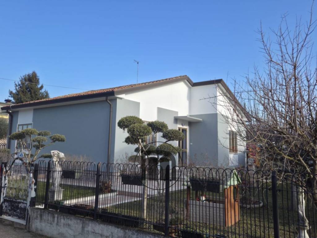 casa indipendente in vendita a Treviso in zona San Giuseppe