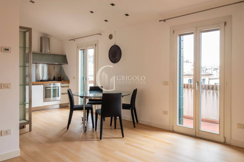 appartamento in vendita a Treviso in zona Centro Storico