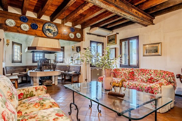 casa indipendente in vendita a Treviso in zona Centro Storico