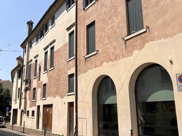 appartamento in vendita a Treviso in zona Centro Storico