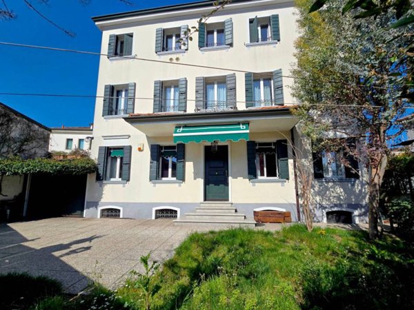 casa indipendente in vendita a Treviso in zona San Pelaio