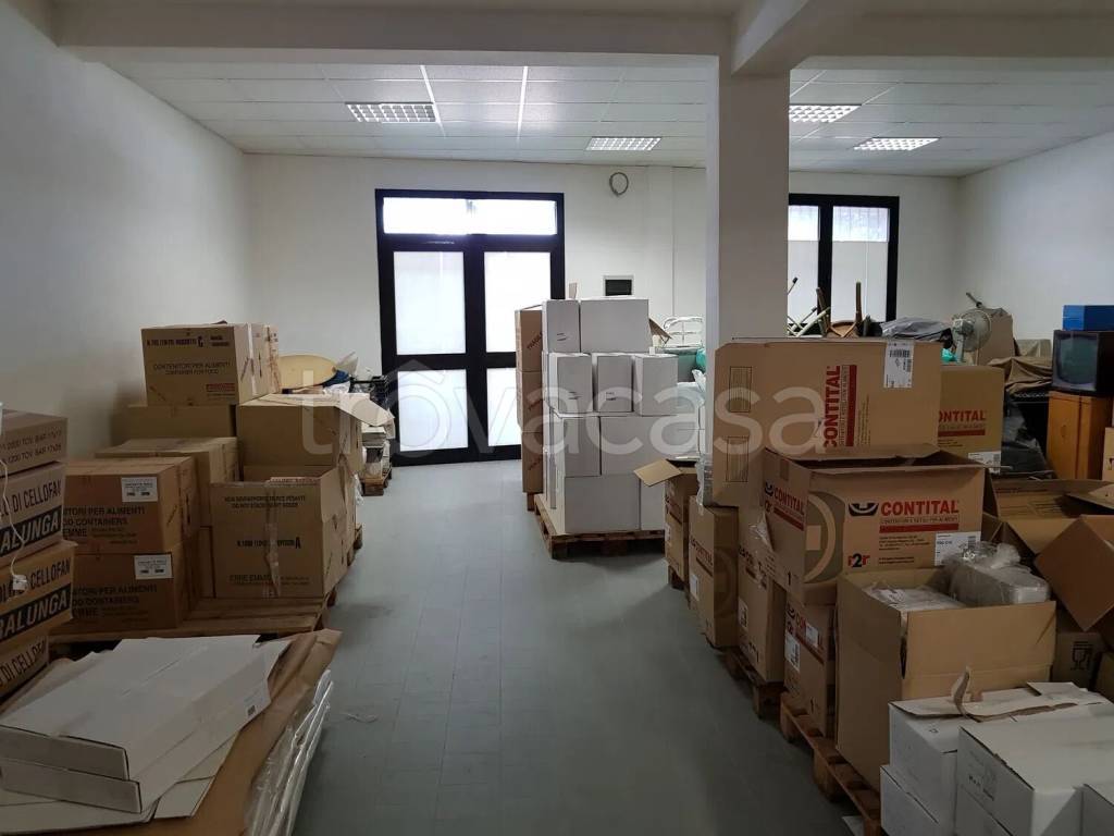 negozio in vendita a Treviso in zona Ghirada / San Zeno