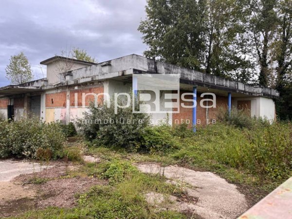 locale commerciale in vendita a Treviso in zona San Pelaio