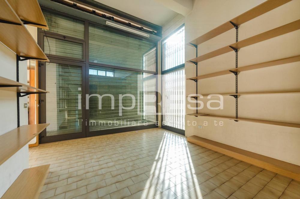 negozio in vendita a Treviso in zona Centro Storico