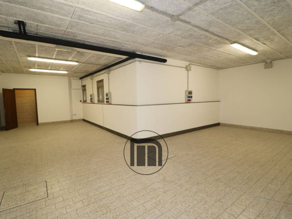 locale commerciale in vendita a Treviso in zona Centro Storico