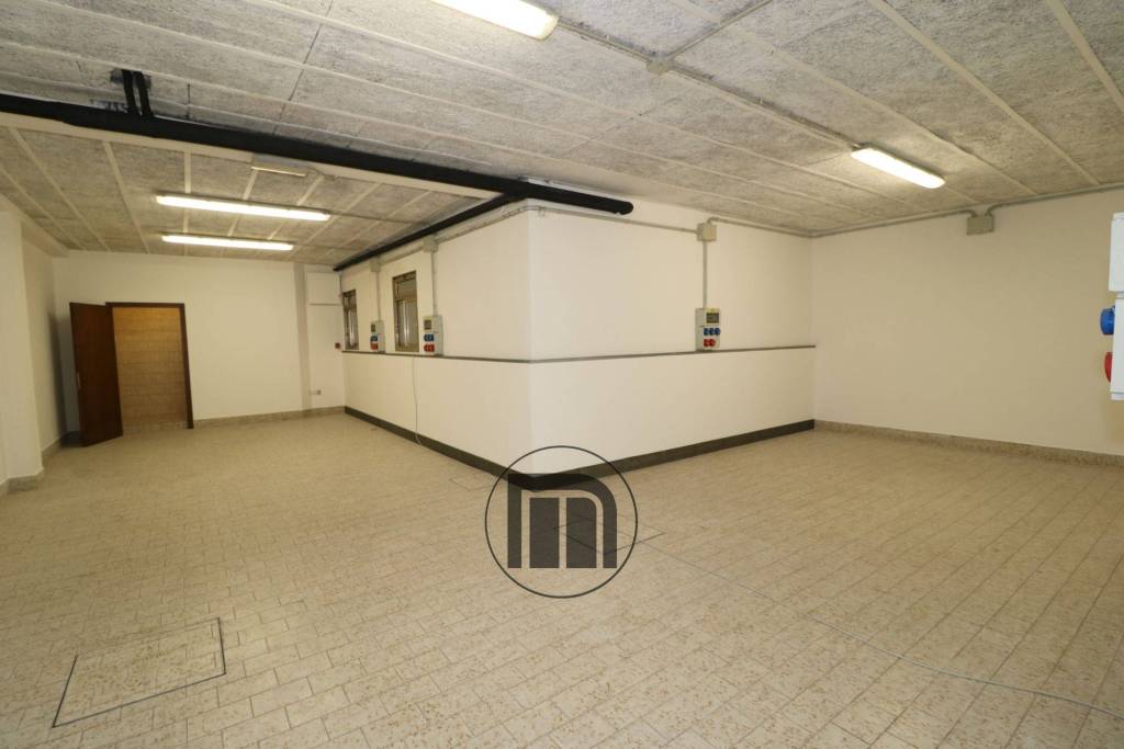 locale commerciale in vendita a Treviso in zona Centro Storico