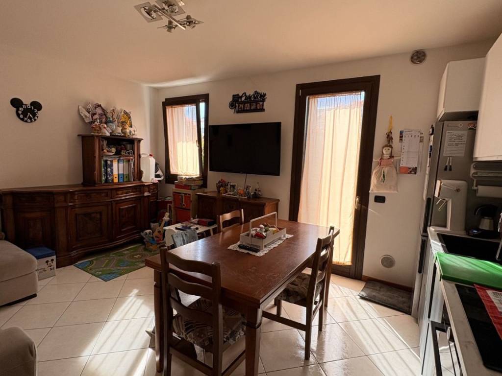 appartamento in vendita a Treviso in zona Canizzano