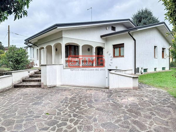 casa indipendente in vendita a Treviso in zona Santa Bona