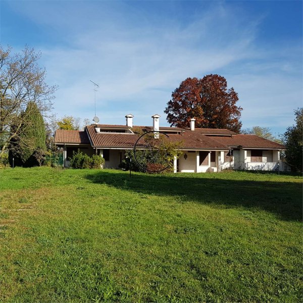 casa indipendente in vendita a Treviso in zona Santa Bona