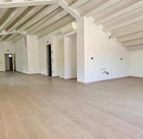 appartamento in vendita a Treviso in zona Centro Storico