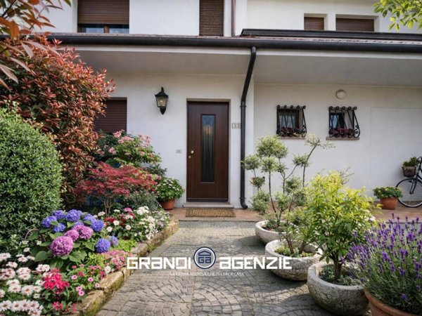 casa indipendente in vendita a Treviso in zona Sant'Angelo
