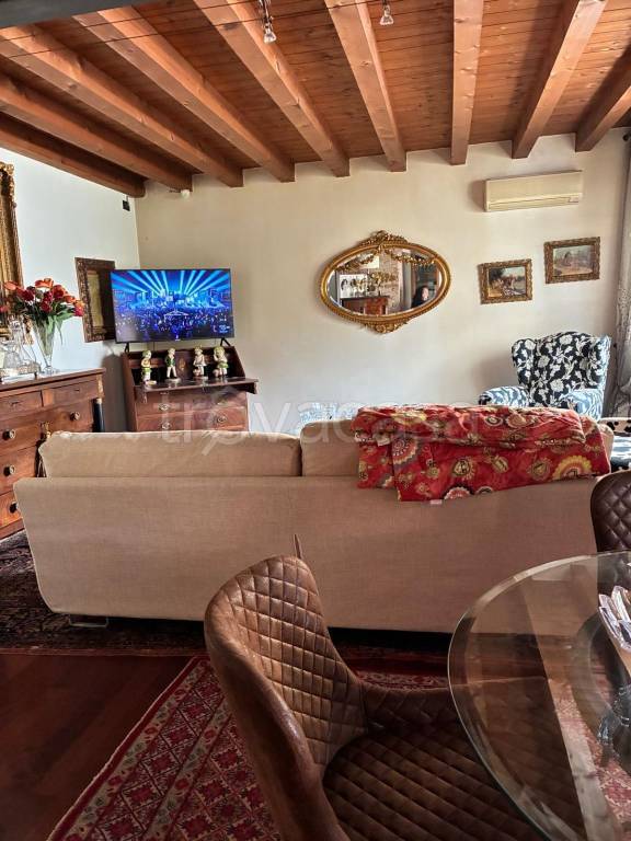 casa indipendente in vendita a Treviso in zona Santa Bona