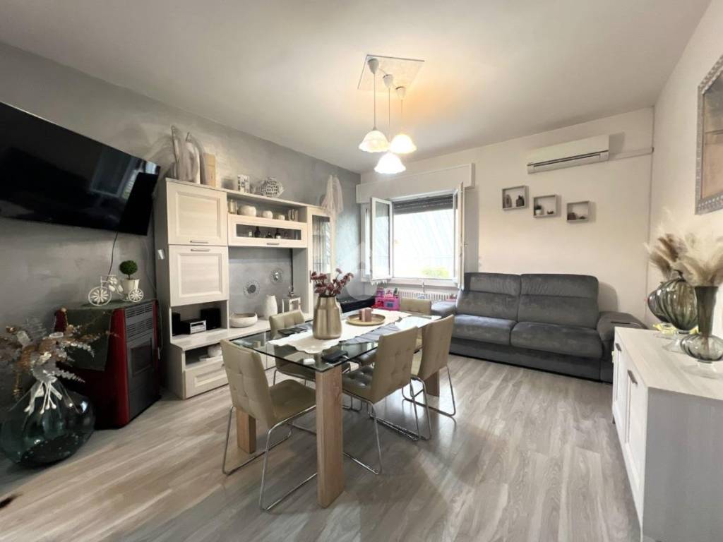 casa indipendente in vendita a Treviso in zona San Pelaio