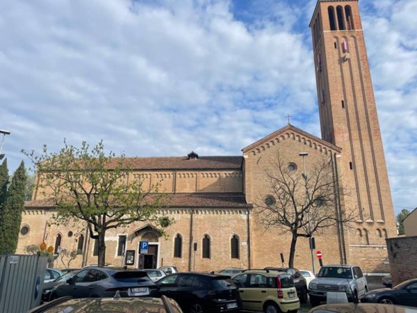 negozio in vendita a Treviso in zona Centro Storico