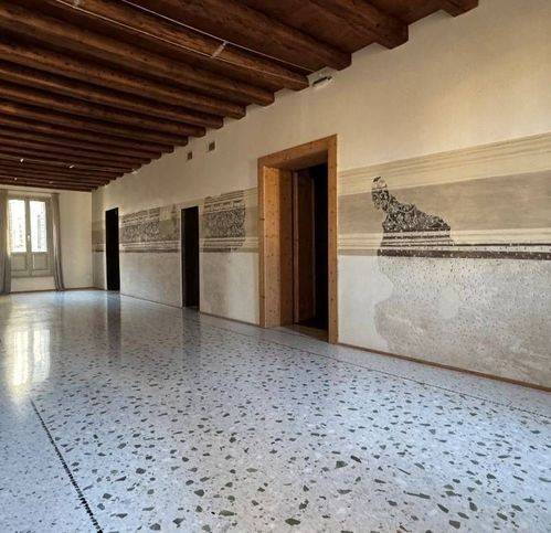 appartamento in vendita a Treviso in zona Centro Storico