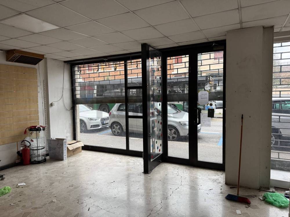 locale commerciale in vendita a Treviso