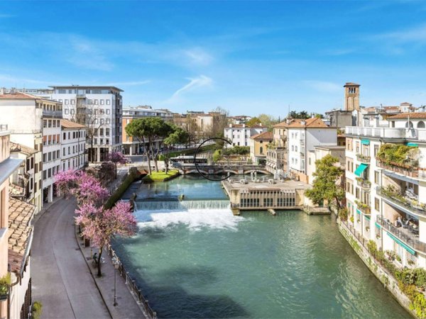 appartamento in vendita a Treviso in zona Centro Storico