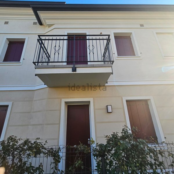 pentavano in vendita a Treviso in zona Ghirada / San Zeno