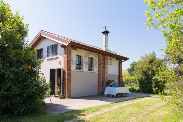 casa indipendente in vendita a Treviso in zona Canizzano
