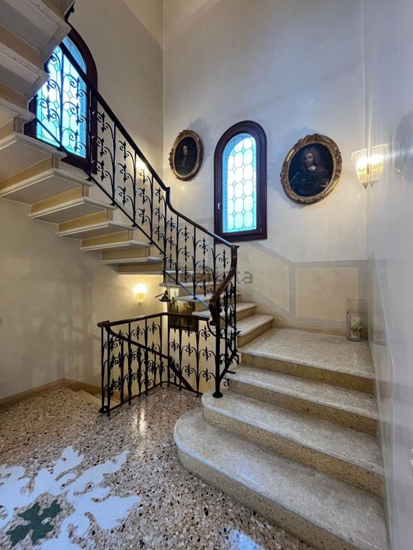 casa indipendente in vendita a Treviso in zona Centro Storico
