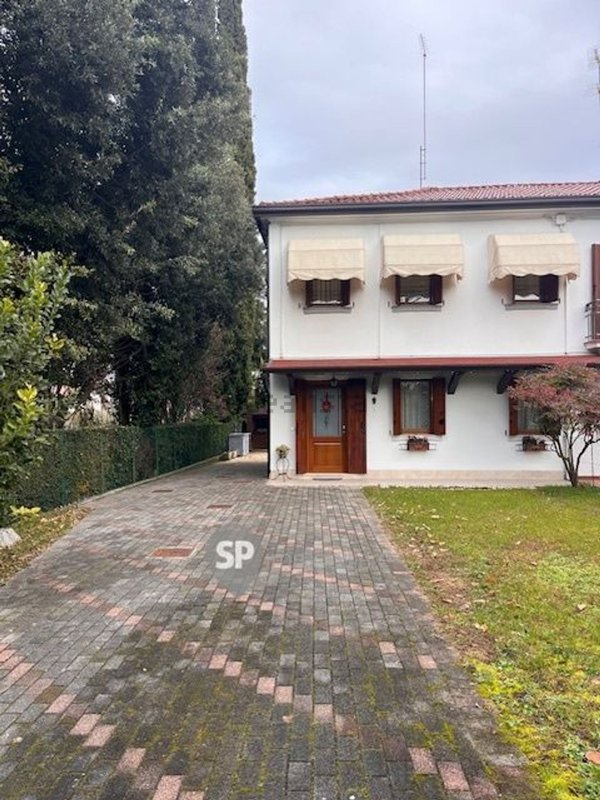 appartamento in vendita a Treviso in zona San Pelaio
