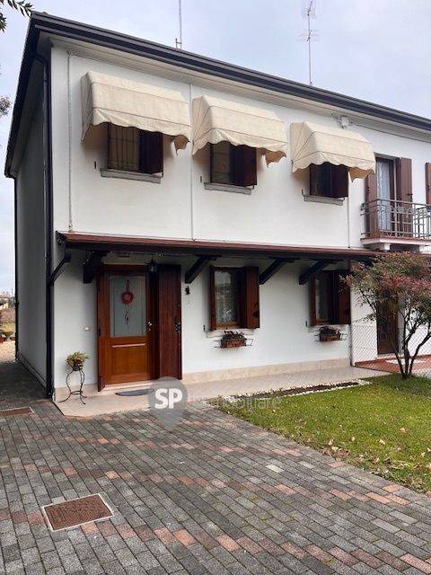 casa indipendente in vendita a Treviso in zona San Pelaio