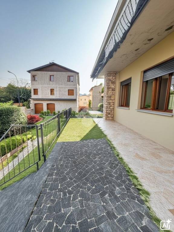 casa indipendente in vendita a Treviso in zona Santa Bona