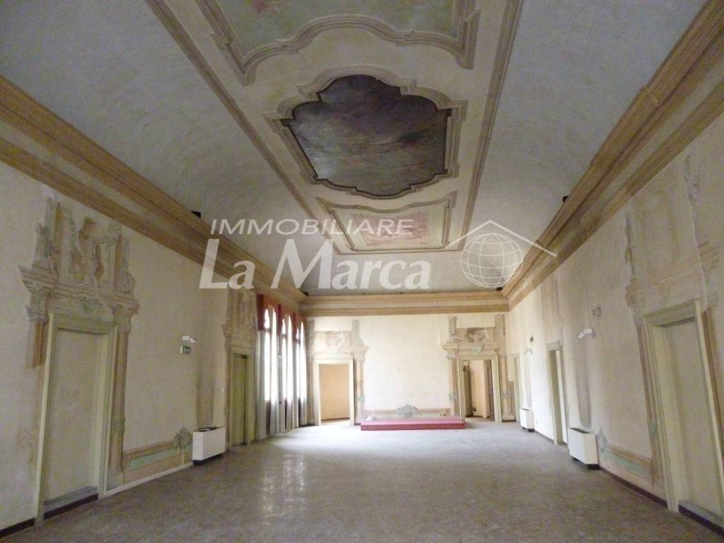 appartamento in vendita a Treviso in zona Centro Storico