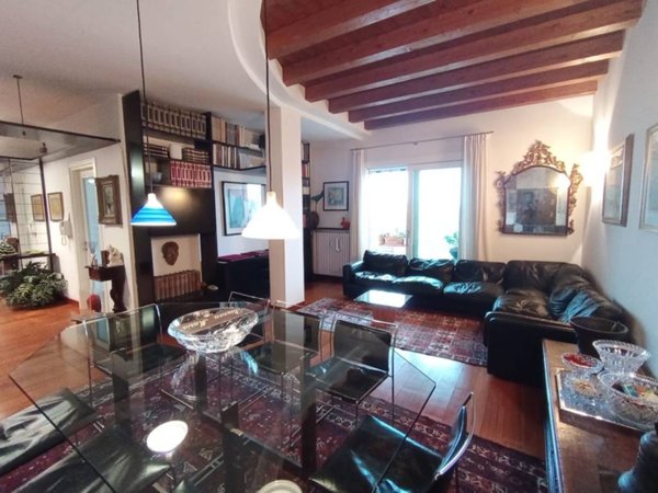 appartamento in vendita a Treviso in zona Centro Storico