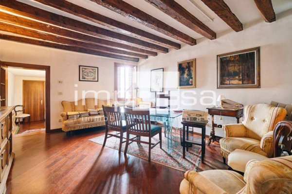 casa indipendente in vendita a Treviso in zona Centro Storico