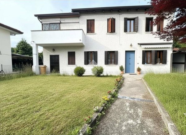 casa indipendente in vendita a Treviso in zona Centro Storico