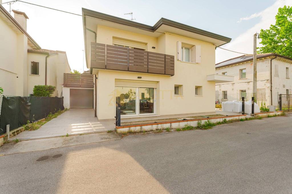 casa indipendente in vendita a Treviso in zona Centro Storico