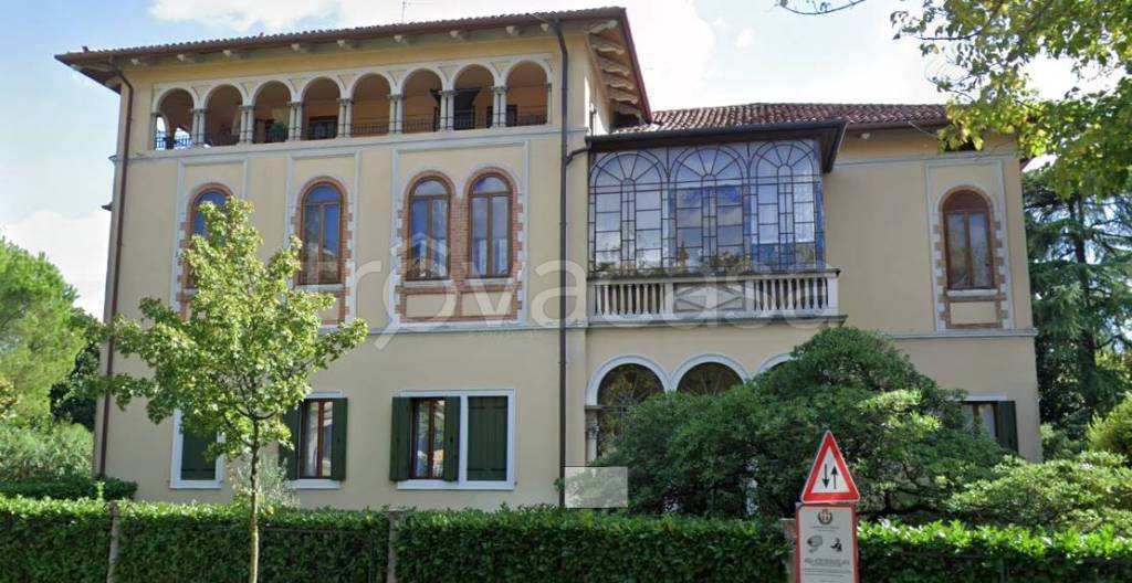 casa indipendente in vendita a Treviso in zona Centro Storico