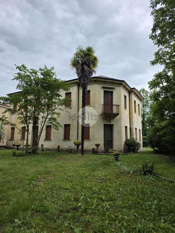 casa indipendente in vendita a Treviso in zona San Pelaio