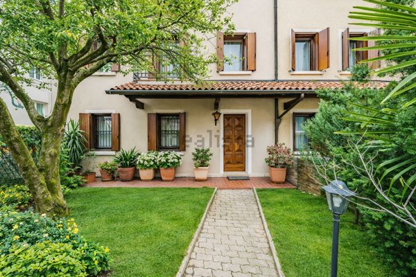 casa indipendente in vendita a Treviso in zona Centro Storico