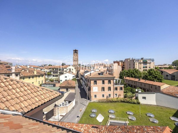 appartamento in vendita a Treviso in zona Centro Storico