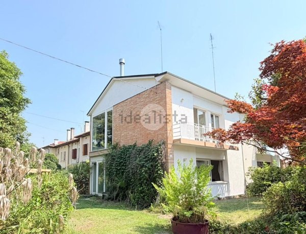 casa indipendente in vendita a Treviso in zona Centro Storico