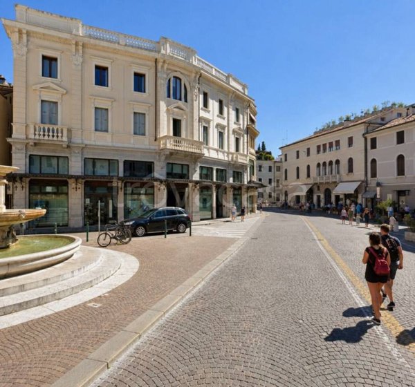 appartamento in vendita a Treviso in zona Centro Storico