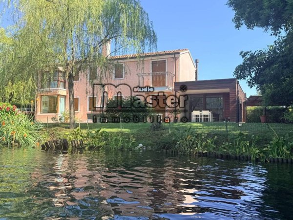 casa indipendente in vendita a Treviso in zona San Giuseppe