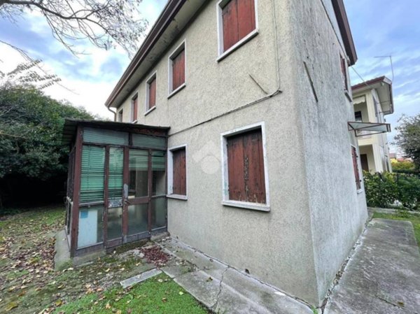 casa indipendente in vendita a Treviso in zona Ghirada / San Zeno