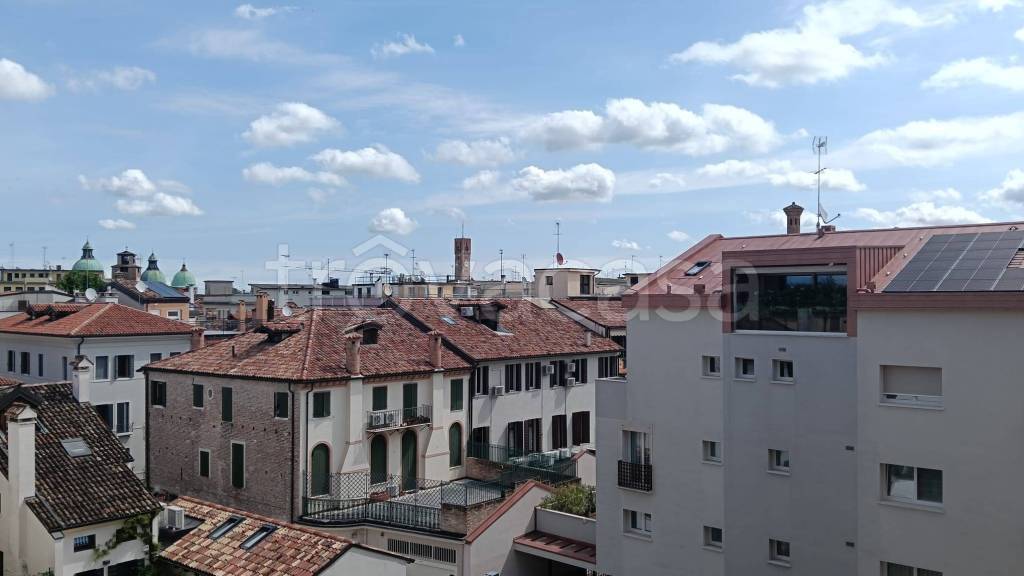 appartamento in vendita a Treviso in zona Centro Storico