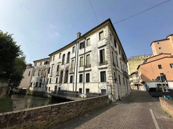 appartamento in vendita a Treviso in zona Centro Storico